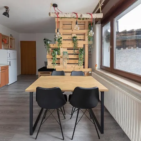 Apartma Vevce *